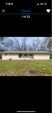 Building Photo - 702 Cooper Rd