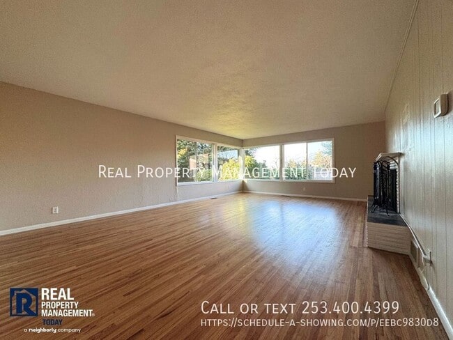 Building Photo - 1748 N Narrows Dr