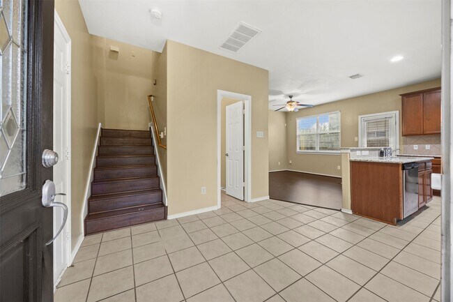 Building Photo - 2765 Maybrook Hollow Ln