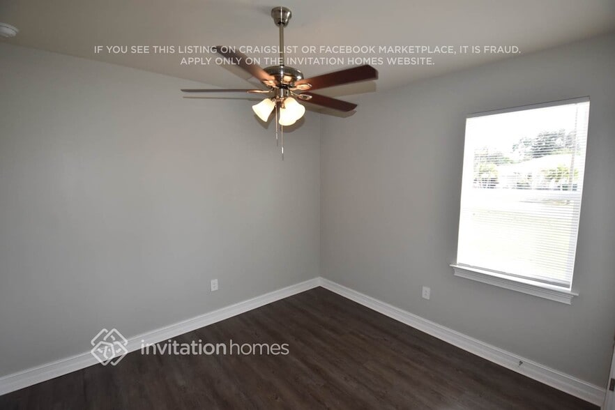 Building Photo - 7554 Paspalum