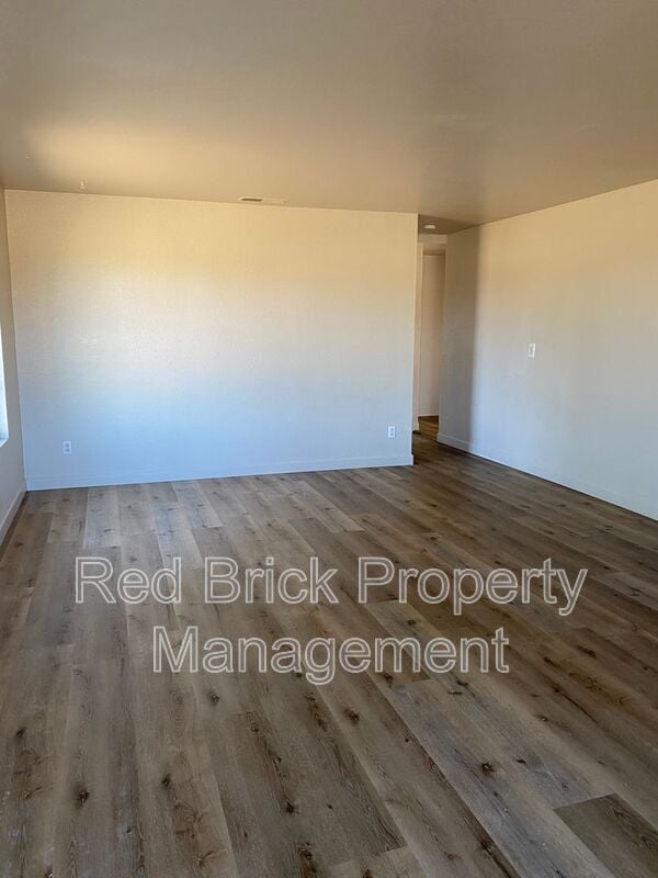 Building Photo - 2715 Trindade Rd