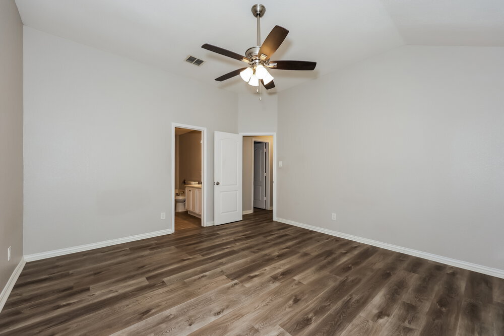 Building Photo - 6711 Waterlilly Dr