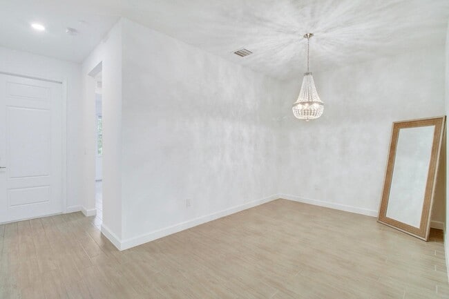 Building Photo - 14556 Wiley Range Rd