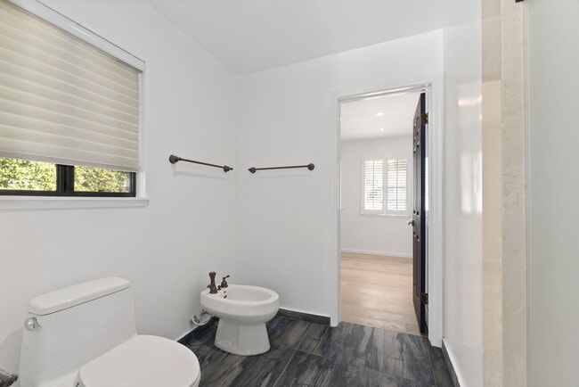 Building Photo - 2937 Deep Canyon Dr