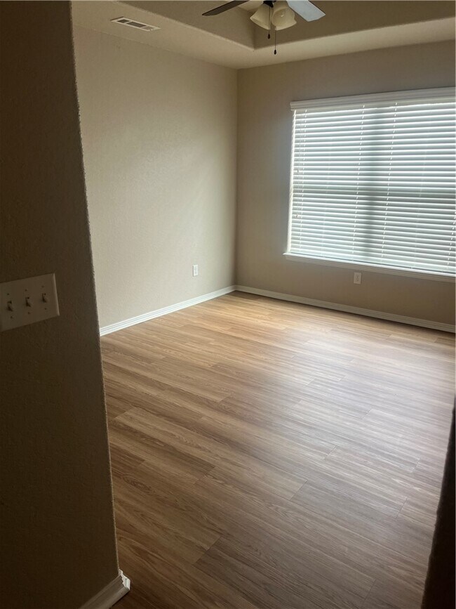 Building Photo - 3446 Cherry Knoll Cir