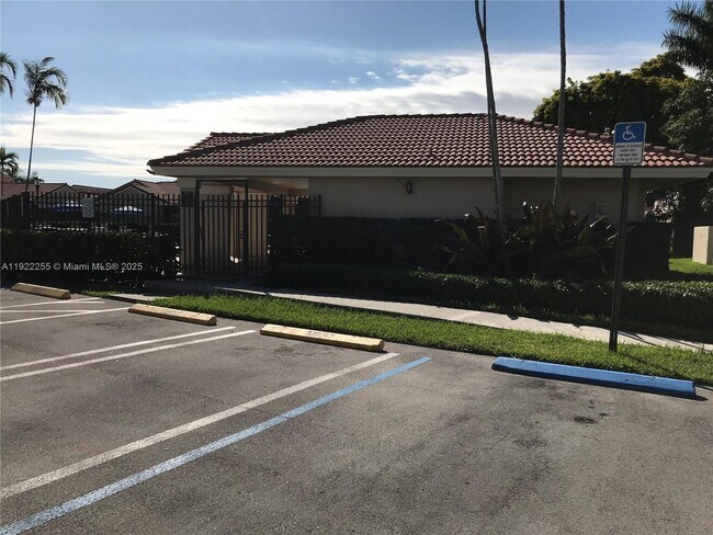 Building Photo - 6551 NW 170th Terrace