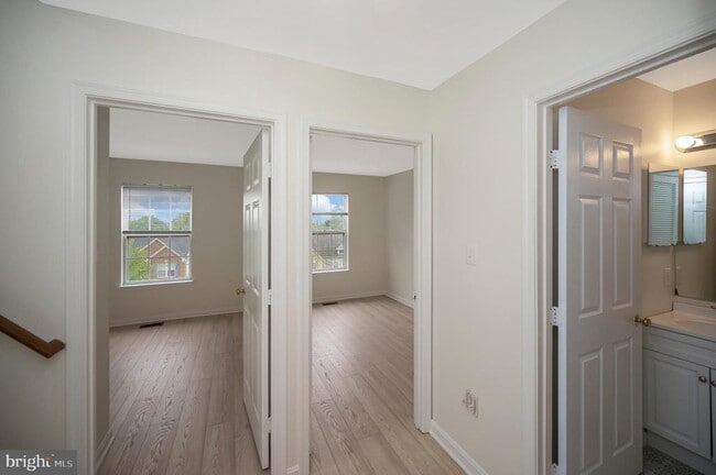 Building Photo - 8167 Cockburn Ct