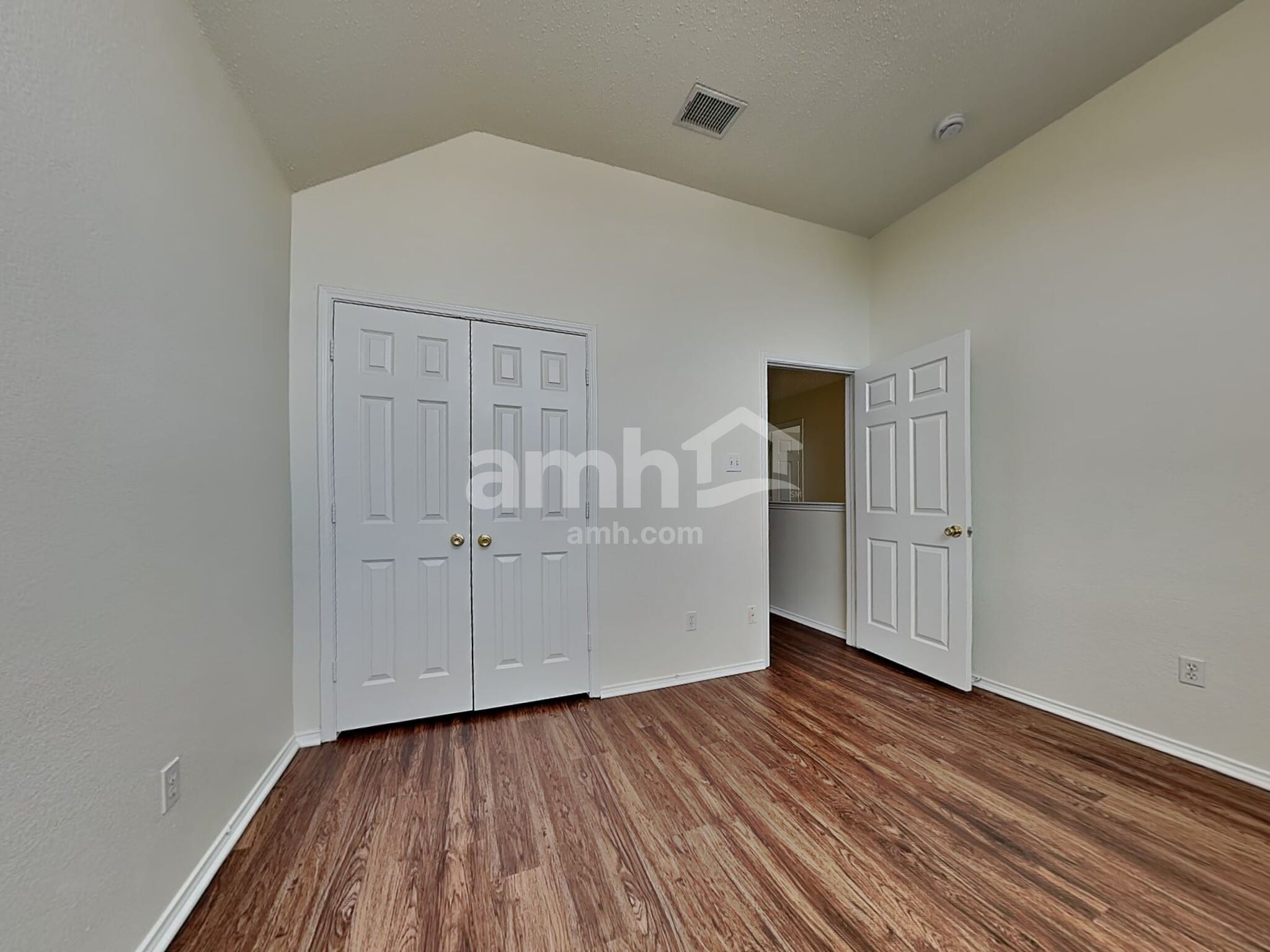 Building Photo - 1809 Mapleleaf Dr