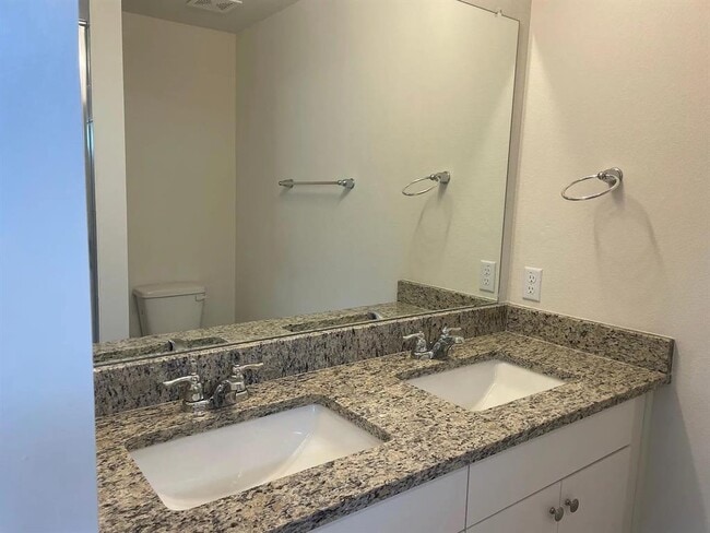 Building Photo - 500 White Steppe Way
