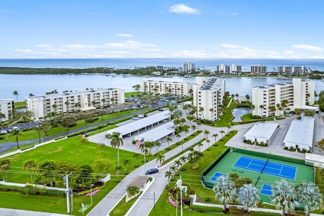 Building Photo - 19800 Sandpointe Bay Dr