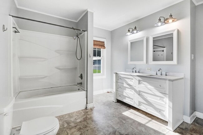 Building Photo - RENOVATED 2 BR, 1.5 BA W/ DETACHED GARAGE/ STORAGE - PIKEVILLE SCHOOLS