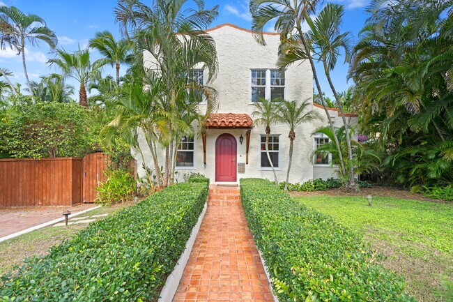 Building Photo - 727 Claremore Dr