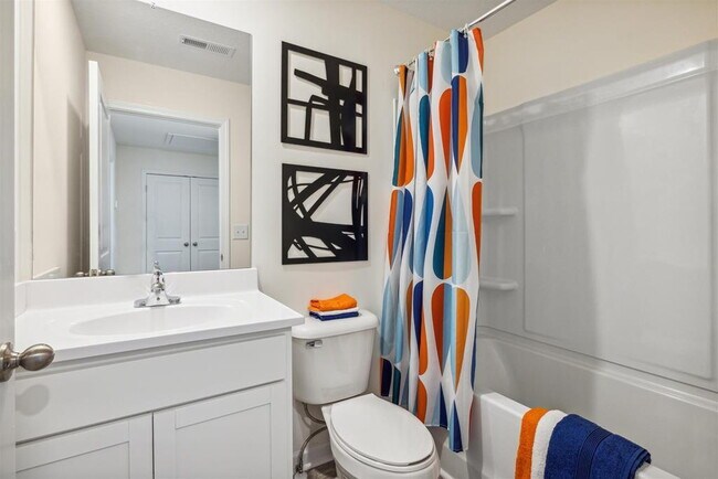 Building Photo - End unit! Available Early June!