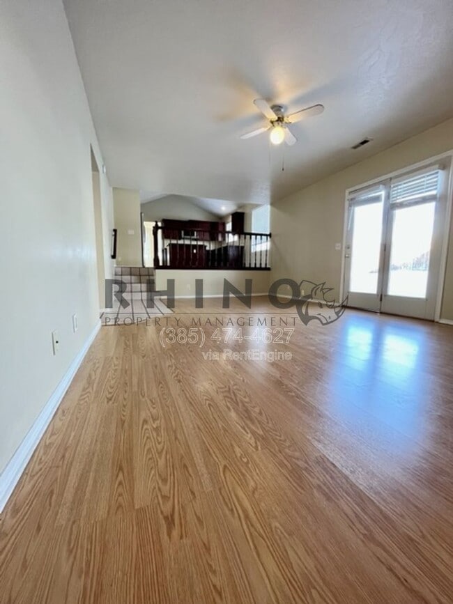 Building Photo - 10319 Ashley Park Dr