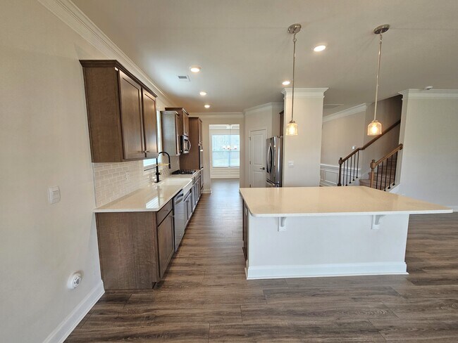 Building Photo - 5451 Cherwell Ave