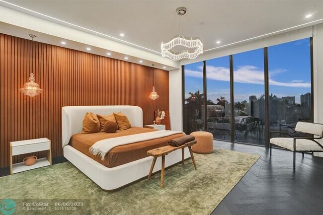 Building Photo - 20 Isle of Venice Dr
