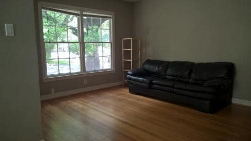 front living room facing goldsmith - 2303 Goldsmith St