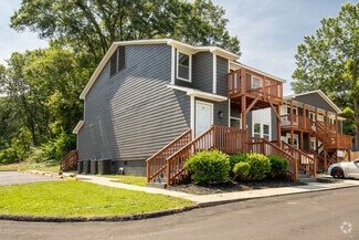 Building Photo - 319 Osceola St