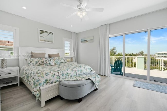 Building Photo - 112 Ave D