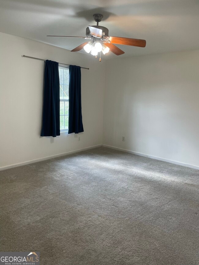 Building Photo - 155 Rock Crest Terrace