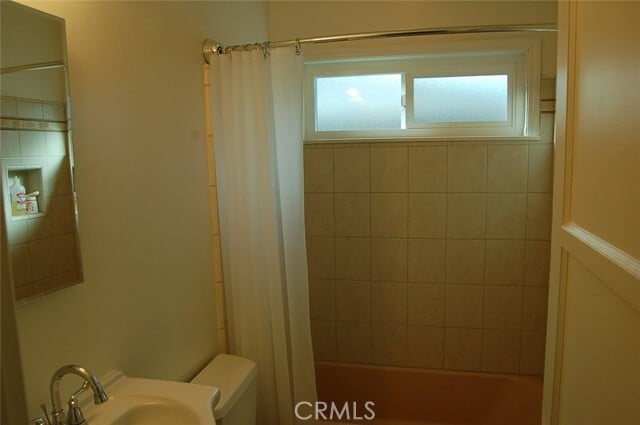 Building Photo - 655 W Grove St