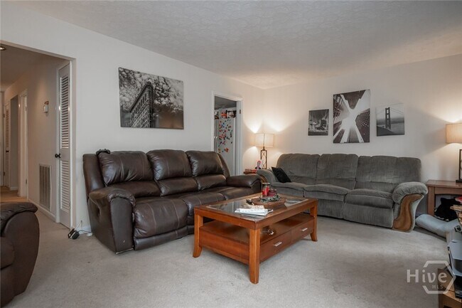 Building Photo - 187 Woodstone Dr