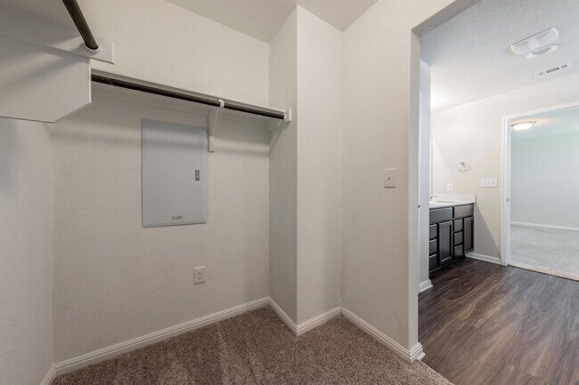 Building Photo - 1248 Fairhaven Gtwy