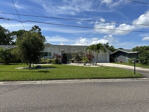 Building Photo - 791 Terrace Rd