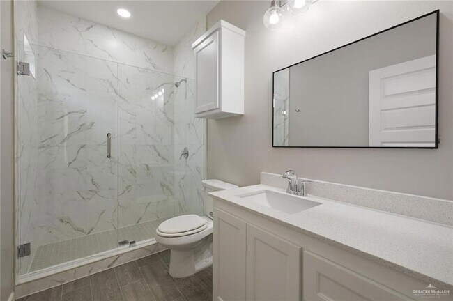 Building Photo - 740 N Alamo Rd