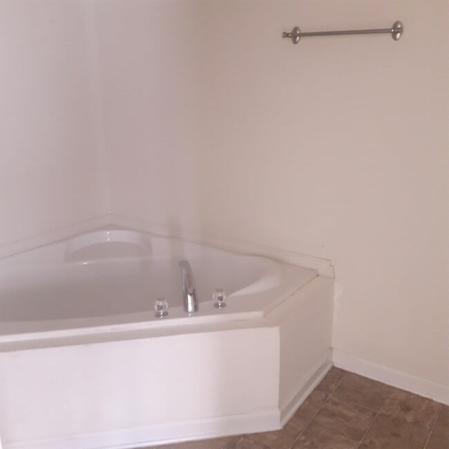 Building Photo - 5448 Sierra Tr