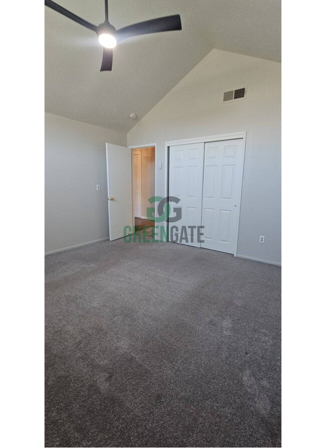 Building Photo - Now Available! Spacious 3 Bedroom, 2 Bathroom Home.