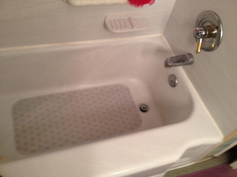 Building Photo - 17 Unger Ln