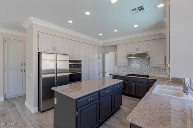 Building Photo - 2510 Putting Green Dr