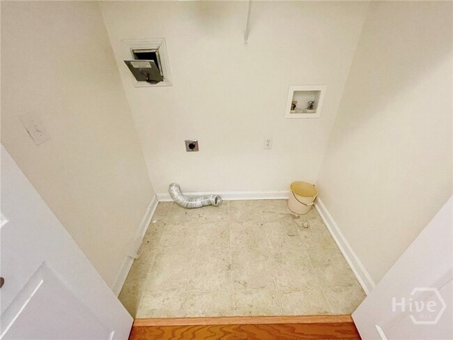 Building Photo - 50 Blue Oak Dr