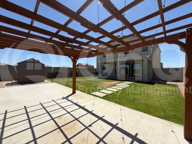 Building Photo - 7549 N 125th Dr