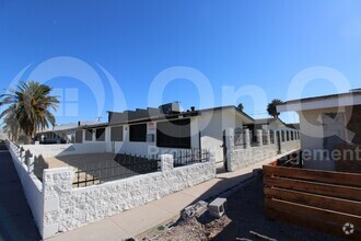 Building Photo - 4109 E Moreland St