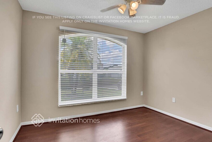 Building Photo - 6721 Westlake Blvd