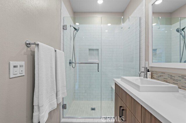 Building Photo - 7755 Taylor Ln