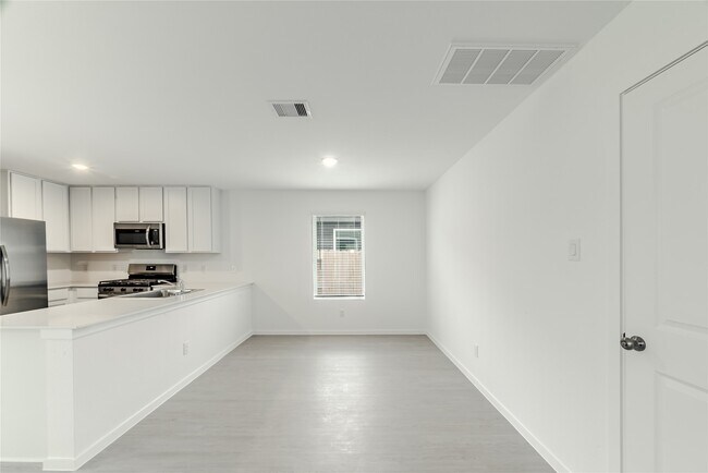 Primary Photo - 18003 Valle Cupa Ln