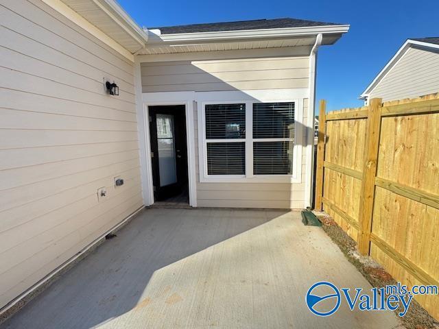 Building Photo - 126 Foster Wy Dr