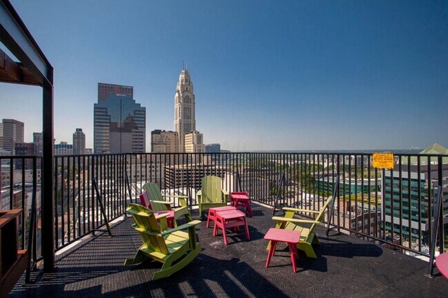 Building Photo - 160_WALL