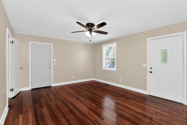 Building Photo - Updated 3 Bedroom Home Near Camp North End