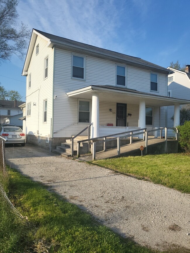 Building Photo - 1481 E Hudson St