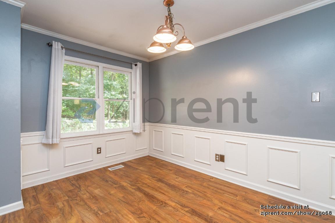 Building Photo - 3633 Meadow Creek Ln