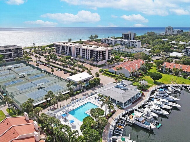 Building Photo - 2727 N Ocean Blvd