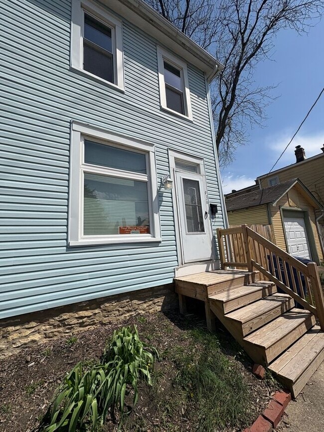 Building Photo - Charming 2 beds 1 bath in Merion Village