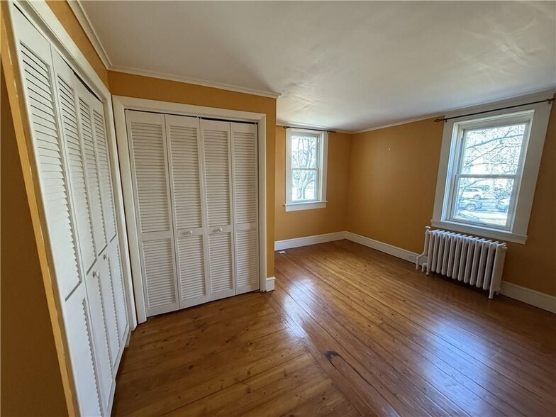 Building Photo - 1 Bartlett Ct