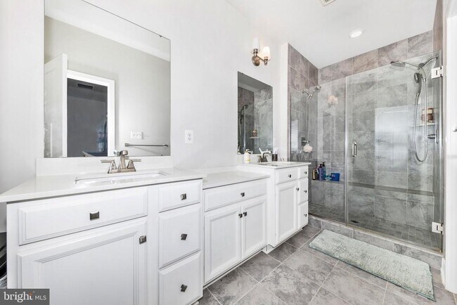 Building Photo - 6110 Stonecat Ct