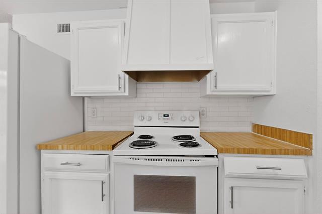 Building Photo - 716 Via Altos