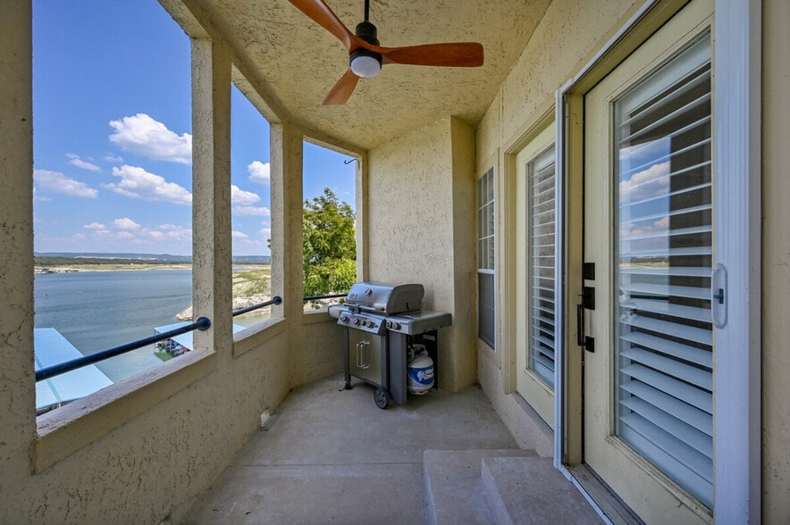 Building Photo - 3404 American Dr